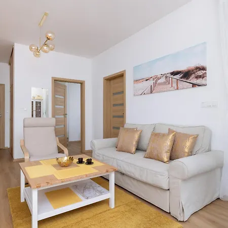 Luxury Two Bedroom Apartment With Terrace And Parking By Renters Prestige Katovice Exteriér fotografie