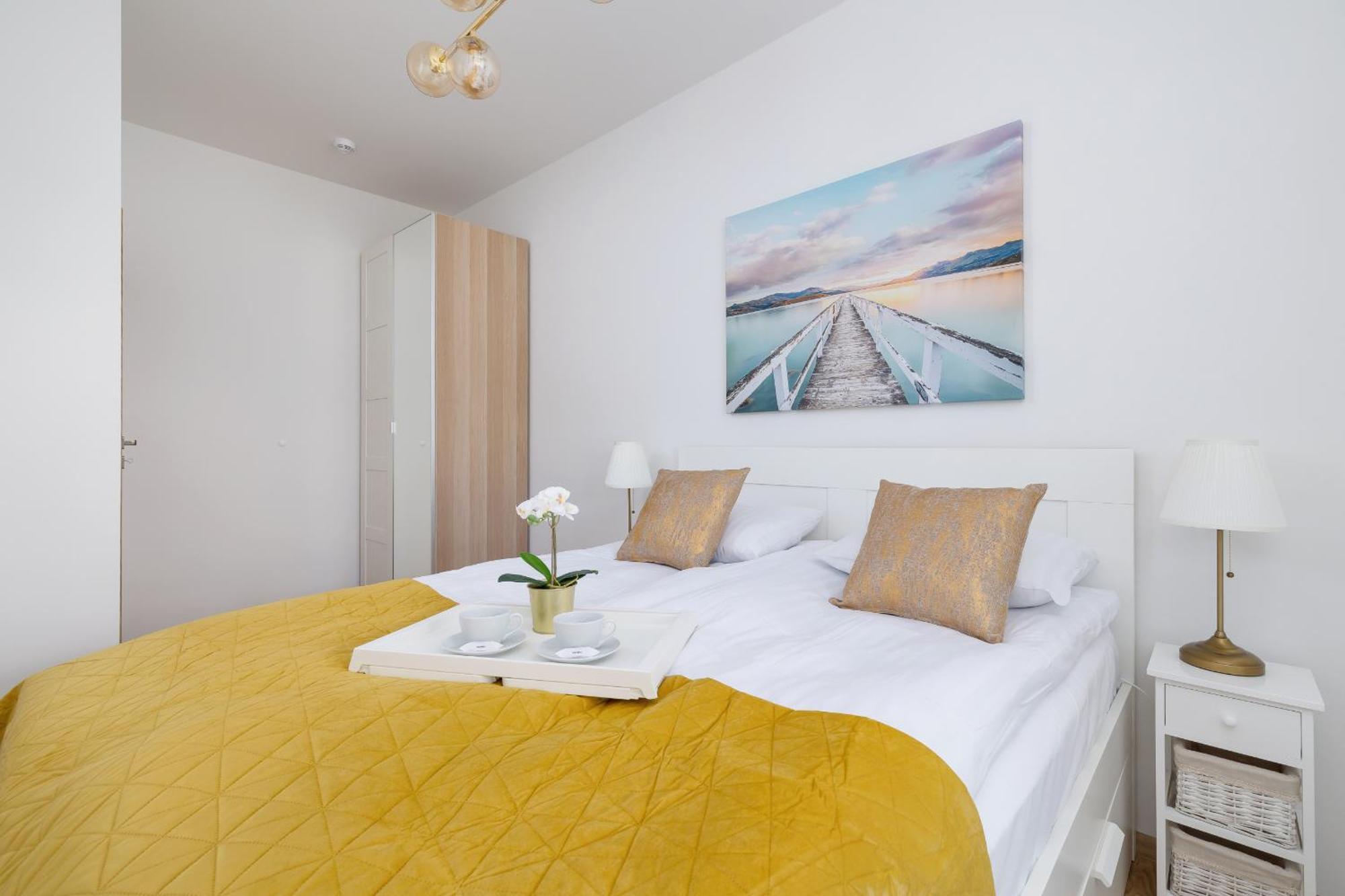 Luxury Two Bedroom With Terrace And Parking By Renters Prestige *