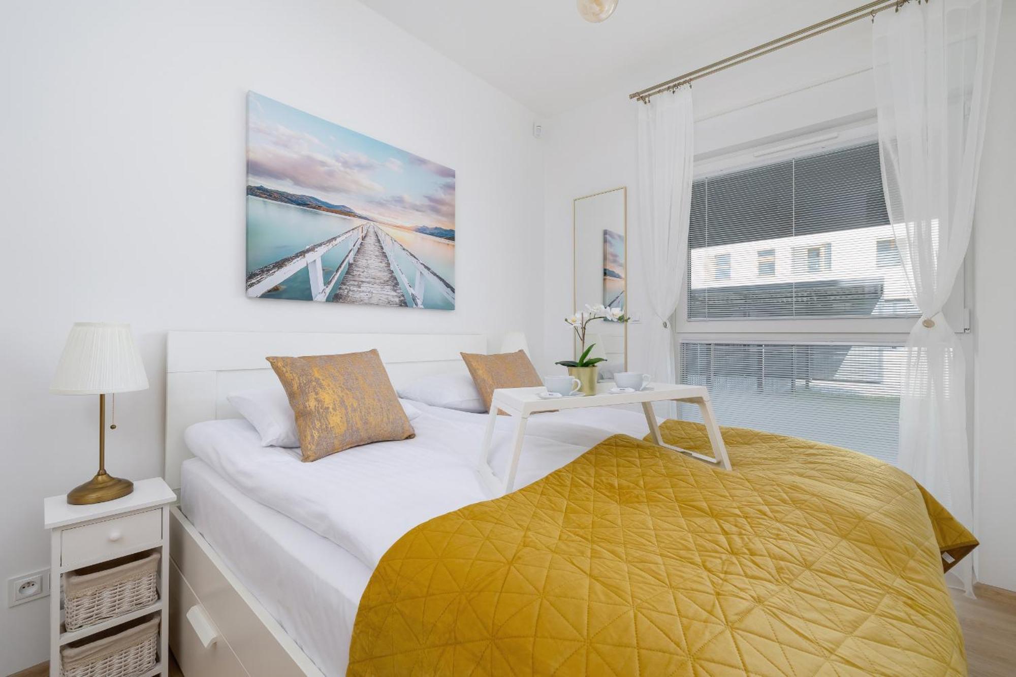 Luxury Two Bedroom With Terrace And Parking By Renters Prestige *