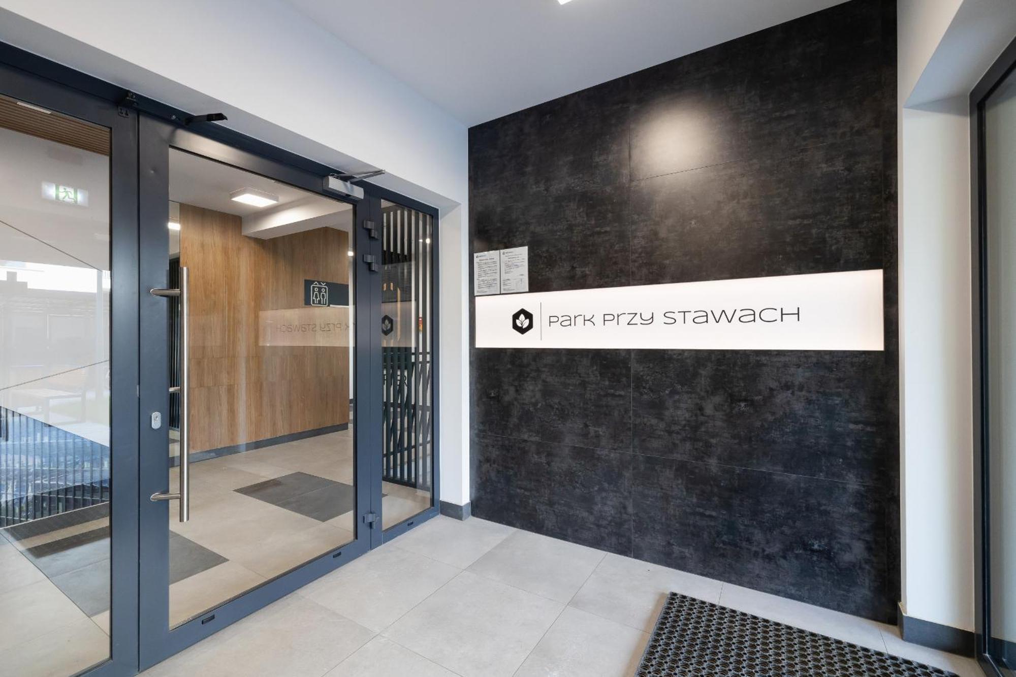 Luxury Two Bedroom With Terrace And Parking By Renters Prestige