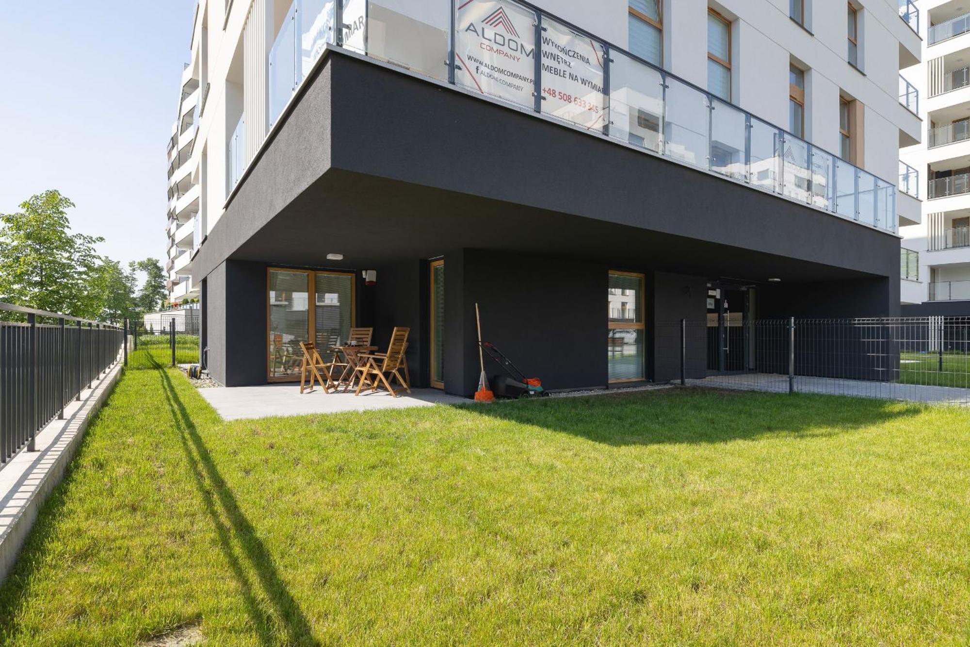 Apartmán Luxury Two Bedroom With Terrace And Parking By Renters Prestige Katovice
